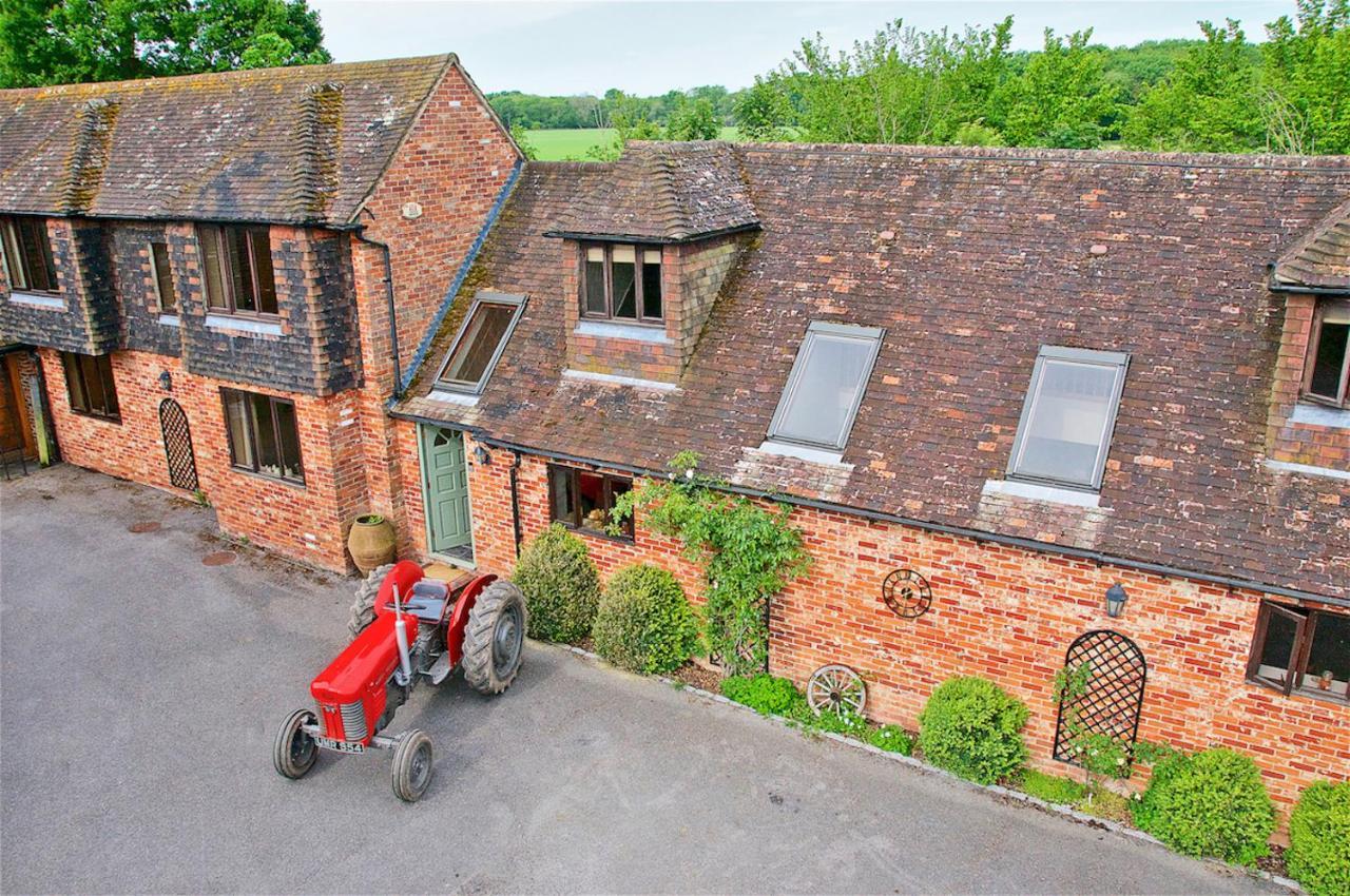 Northlands Farm - Old Farm Cottage Chichester Exteriör bild
